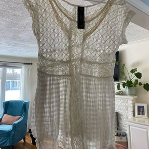Vintage Free People New Romantics lace top size small. Used. Worn 3 times.